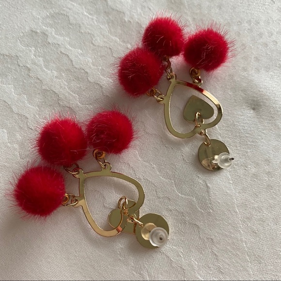 Heart Puff Earrings - Picture 4 of 7